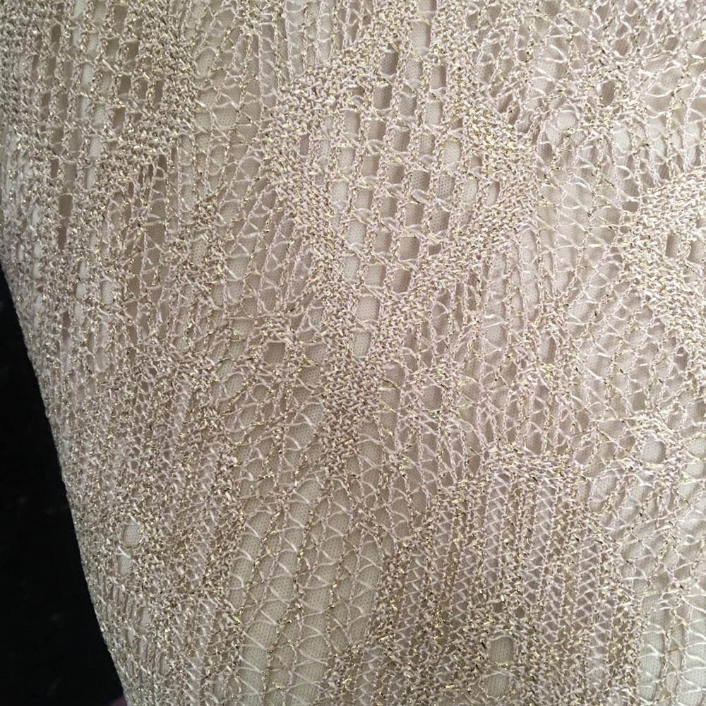 Gold dress - Picture 2 of 3